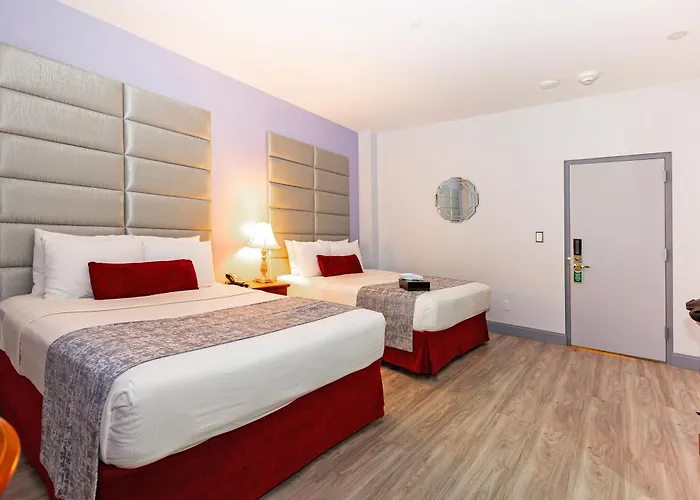 Hotel St. James